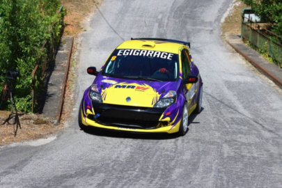 Evolução de Fábio Cruz já coloca o Clio RS no pódio da classe